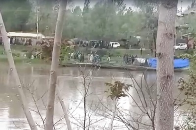 6 Dead, 3 Still Missing Hours After Boat Capsizes in Srinagar's Jhelum River
