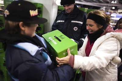 Microsoft Surprises a 9-Year-Old Boy Who Gave up Xbox to Donate Blankets