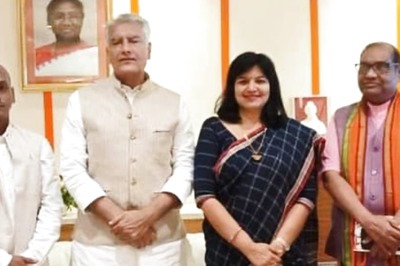 Exclusive | Nabanna March Clashes: Proud of You, Don't Be Afraid, Says BJP MP to Cadres through News18