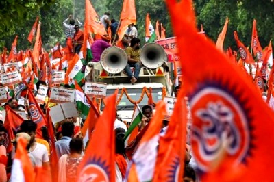 Men Found Charred in Car: VHP Demands CBI Probe, Says Bajrang Dal's Name Being Dragged into Case Due to Political Bias