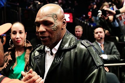New Zealand shows no-entry sign to former heavyweight champion Mike Tyson