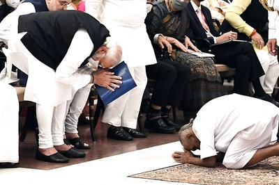 In Mann ki Baat After BJP Sweep, PM Modi Pitches 'Local Going Global', Recalls Sivananda's Humble Bow