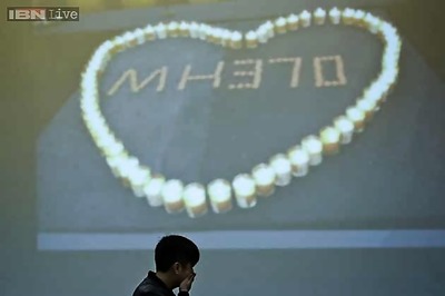 No evidence yet but efforts to find missing Malaysian plane ramped up