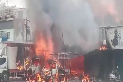 WATCH | 10 Dead As Major Fire Breaks At Crackers Godown in Bengaluru