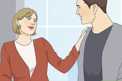 8 Signs Your Coworker Has a Crush on You (& What to Do About It)