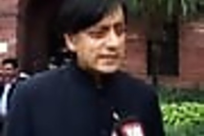 Tharoor to explain his role in IPL to Sonia