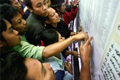 Ship sinks off Java, 109 rescued