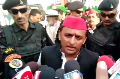 ‘Insult to Constitution’: Akhikesh Yadav Tears into Govt Over Citizenship Bill, Says it Will Divide Society