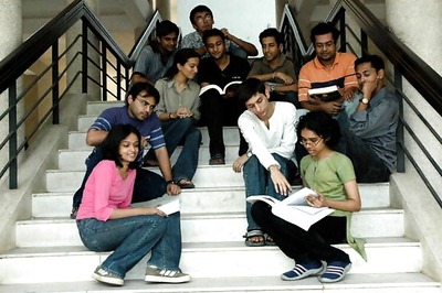 News Digest: At B-schools, India hiring scores over global offers