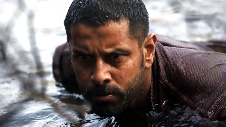 Vikram shaves head for Tamil romantic-thriller 'Ai'