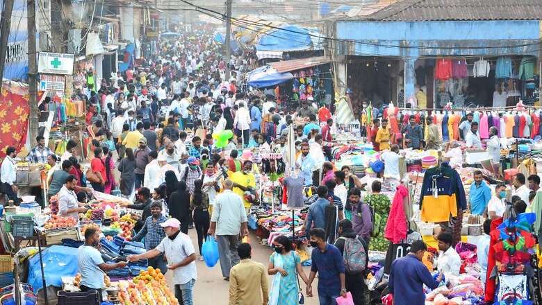 Full Vaccination or Covid-19 Negative Report Must for Going to Parties, Restaurants in Goa: CM Sawant