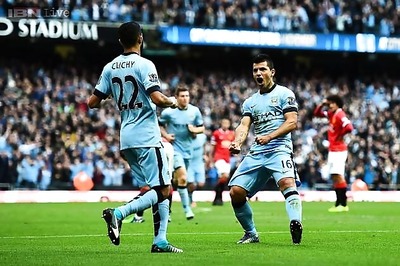 Manchester City will pounce when Chelsea drop points, says Sergio Aguero