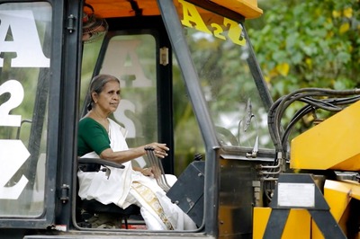 Meet This Extraordinary Driver Amma from Kerala, Who's Driving A Revolution On Indian roads, Only On HistoryTV18