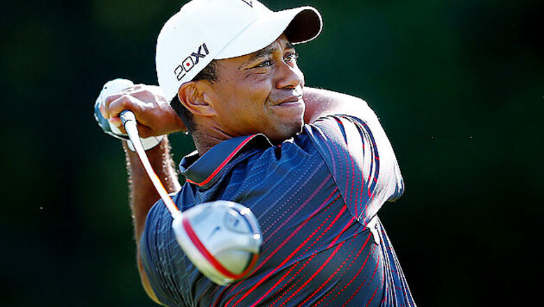 Brilliant Tiger Woods tops Torrey Pines round two