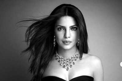 Transform Your Outfits With Pearl and Vintage Necklaces