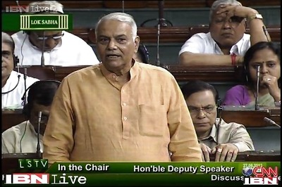 Live: BJP leader Yashwant Sinha mocks at UPA's economic policy