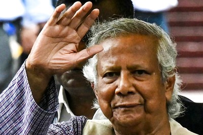 Bangladesh Radicals State Sponsored? Videos Show Violence, Threats Against Hindus After 'Irresponsible' Statement by Yunus