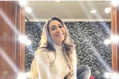 Karisma Kapoor Gets Nostalgic, Shares Pics of Shah Rukh Khan and Anil Kapoor from the '90s