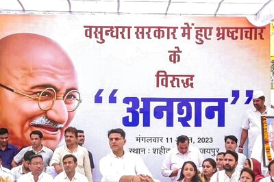 AICC Rajasthan In-charge Randhawa Meets Kharge to Discuss Pilot Fast