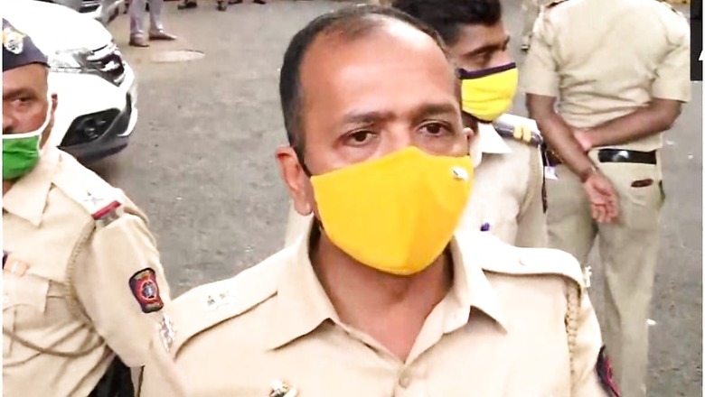 Mumbai Police Warn Car-chasing 'Paparazzi' of Action, Issue A Stern Statement