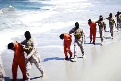 New York teacher fined $300 for showing students IS beheading video