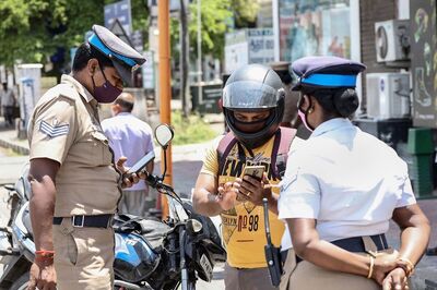 Tamil Nadu Chief Secretary, Health Secy Hold Review Meet on Coronavirus