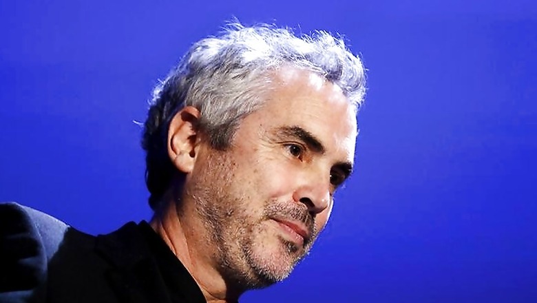 Alfonso Cuaron Wraps Filming On 'Roma' In His Native Mexico