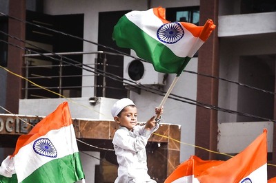 News18 Afternoon Digest: Har Ghar Tiranga Campaign Kicks Off; Author Salman Rusdie Attacked in New York & Other Stories