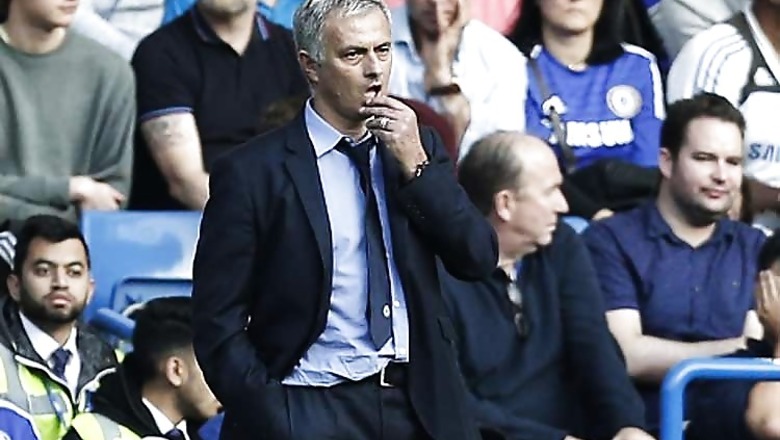 Jose Mourinho says he does not expect sack at Chelsea