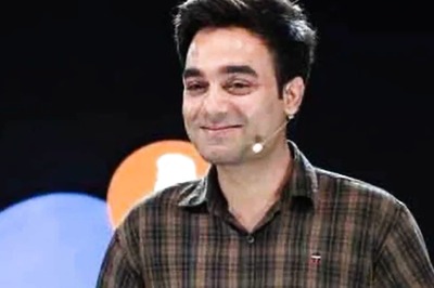 Tea Seller From Bareilly Fights Odds to Become IAS Officer, Cracks Civil Services Exam Without Coaching