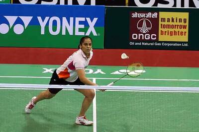 Saina, Sindhu enter second round of India Open