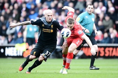 Southampton beat Liverpool to boost hopes of staying up