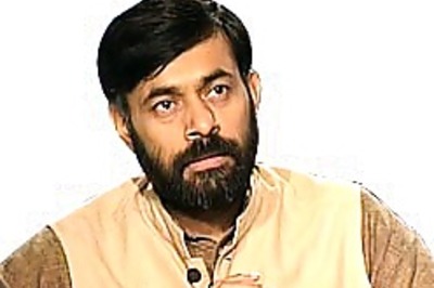 IBNLive Chat: Yogendra Yadav | Rajeeva Karandikar