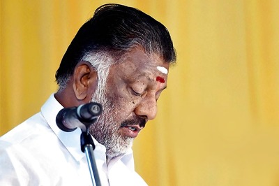 Panneerselvam: The Tea-Seller Who Would be 'Lion King'