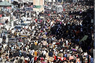 India will overtake China in population growth by 2028, says Health Minister