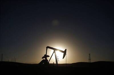 Oil prices tumble as Iran, global powers reach nuclear deal