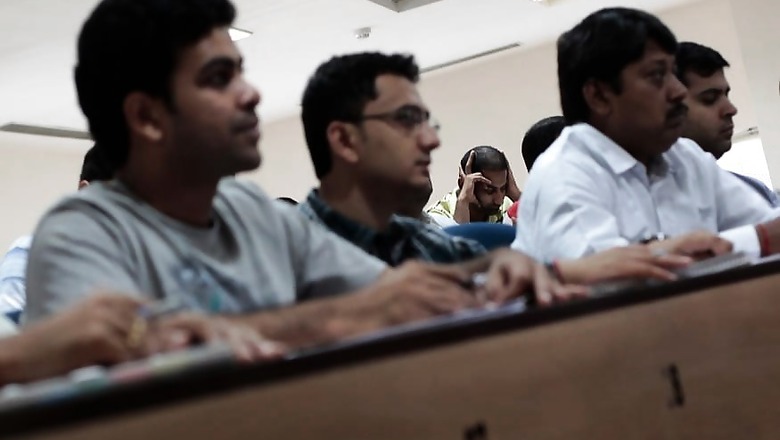 Centre Offers Students From IIM, ISB, MDI 8-Week Long Internship to Tackle Covid-19 Crisis