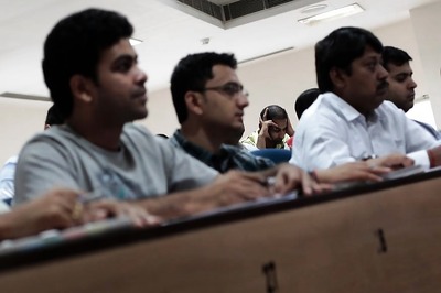 Centre Offers Students From IIM, ISB, MDI 8-Week Long Internship to Tackle Covid-19 Crisis