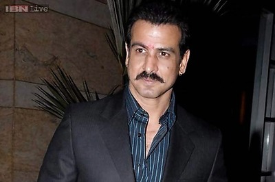 Rohit Roy return to the small screen as a crime show host