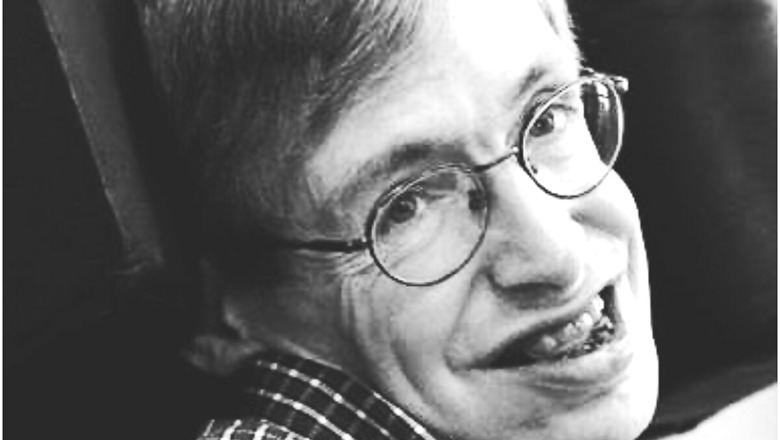 Stephen Hawking Birth Anniversary: Here are His Famous Quotes About Space and Life