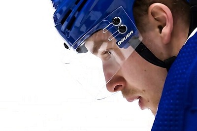 Necas Produces On Birthday As Hurricanes Beat Canucks 4-1