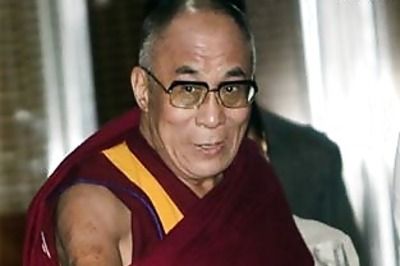 Dalai Lama receives traditional welcome in Tawang