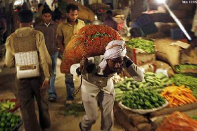 Food inflation dips to 13.75 per cent