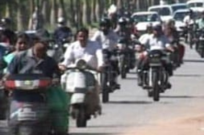 Profits of Hero Honda, TVS decline