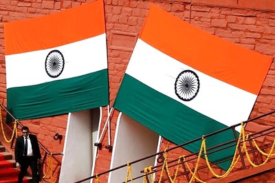 Over 3.5 Lakh People Sing National Anthem, Set New World Record