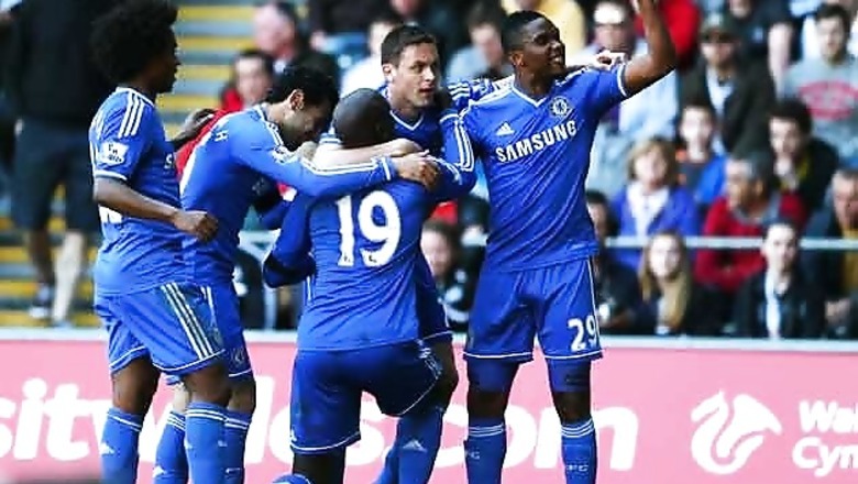 EPL: Chelsea beat Swansea to stay in title hunt