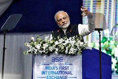 Modi Replaces Gandhi at the Charkha in Khadi Udyog 2017 Calendar