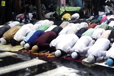 UP Ready for A Boisterous Eid While Loudspeakers, Covid Are Muted; Clerics Ask Devotees to Follow Rules