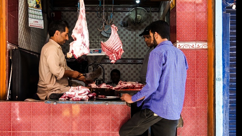 Delhi Minorities Panel Issues Show-cause Notice Over Meat Ban; Mayor Says Within 'Rights'
