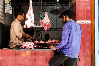 Delhi Minorities Panel Issues Show-cause Notice Over Meat Ban; Mayor Says Within 'Rights'